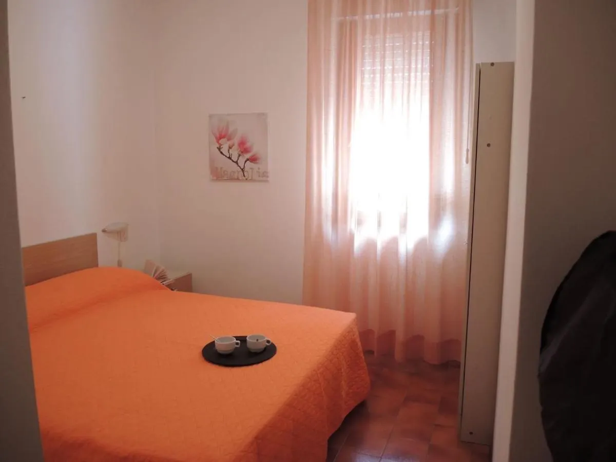 Apartment Flat 100M From The Beach With Sunny Terrace Bibione Italy