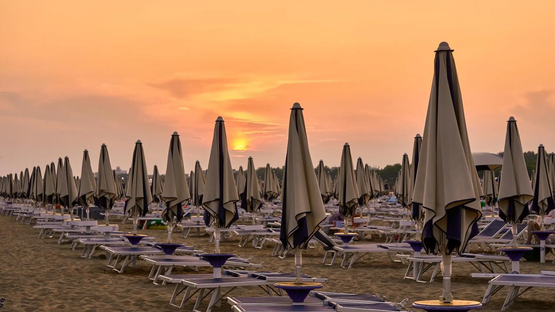 Flat 100M From The Beach With Sunny Terrace Bibione Apartment