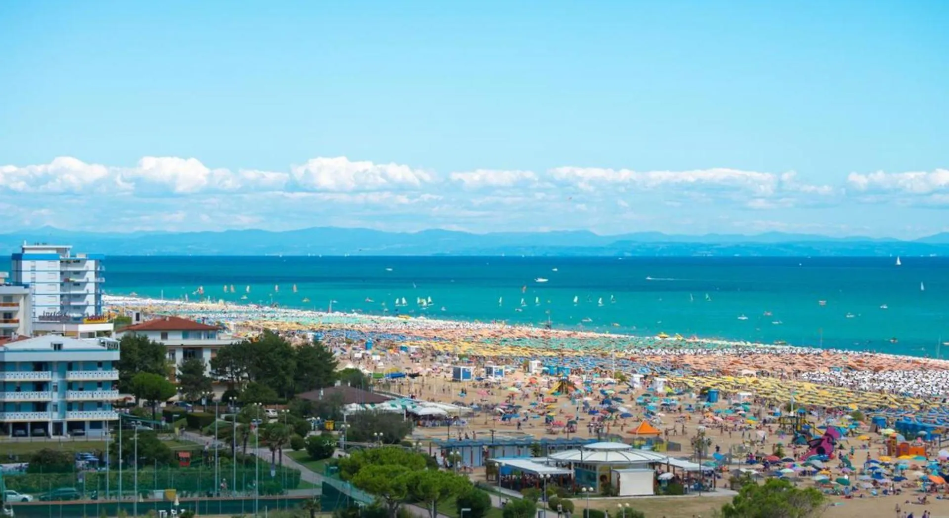 Flat 100M From The Beach With Sunny Terrace Bibione 0*,