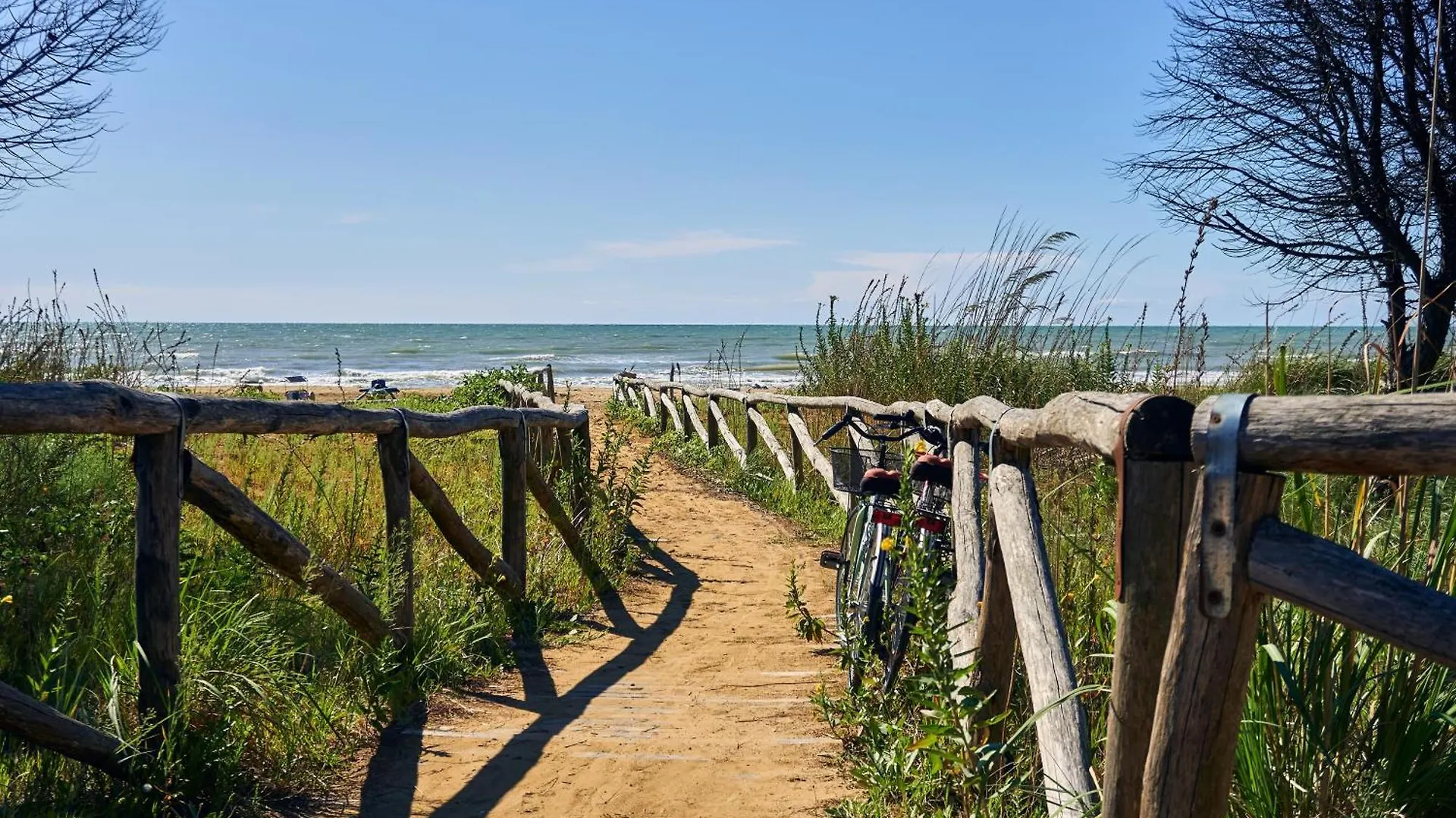 Flat 100M From The Beach With Sunny Terrace Bibione Lägenhet